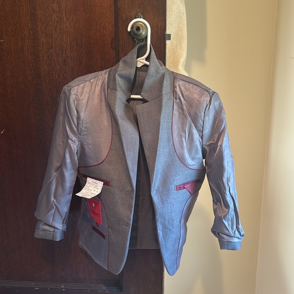 Gioberti Boys Gray Suit Jacket Size 4T New With Label - Picture 4 of 12